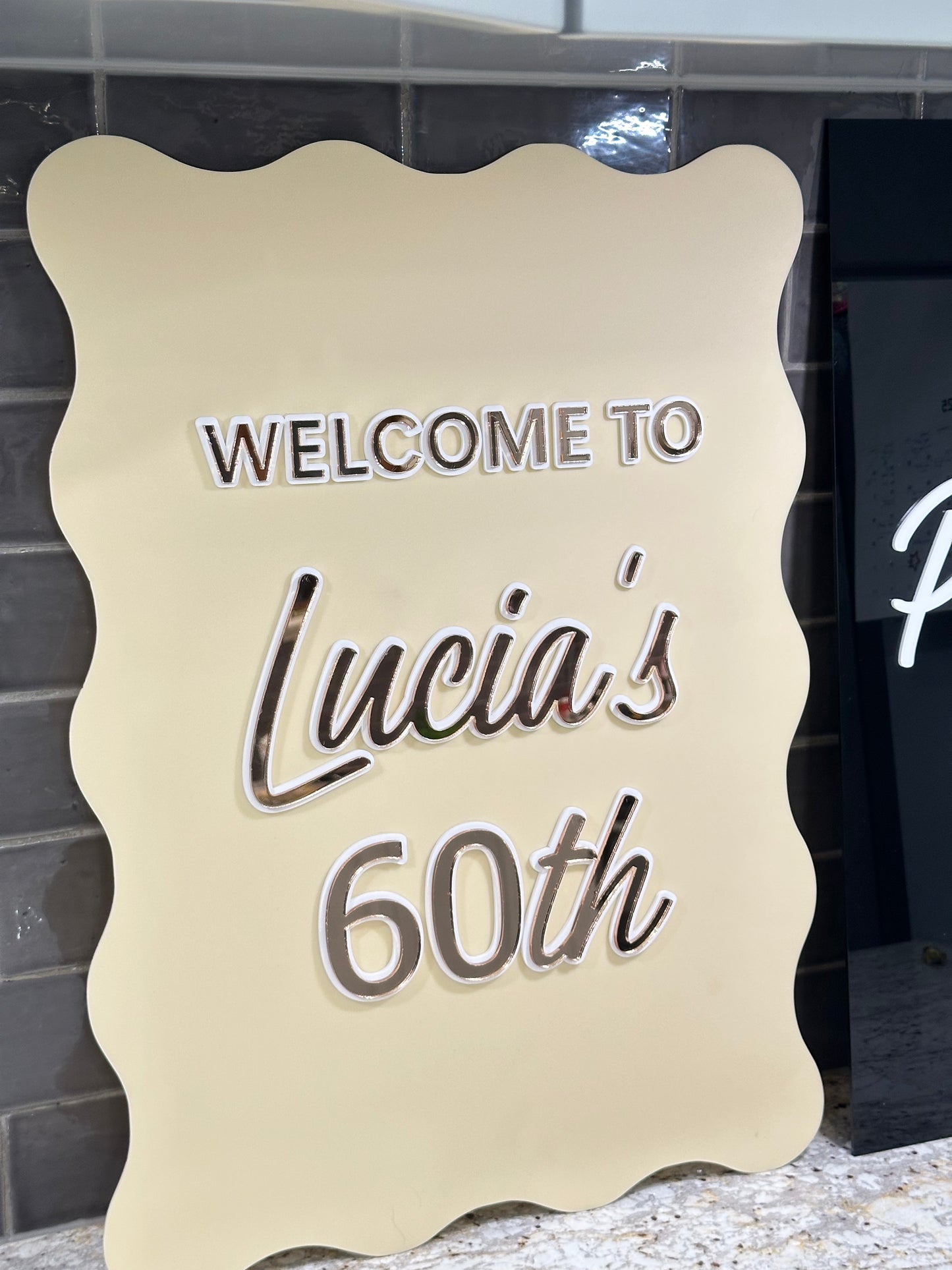 Welcome Signs with Detail